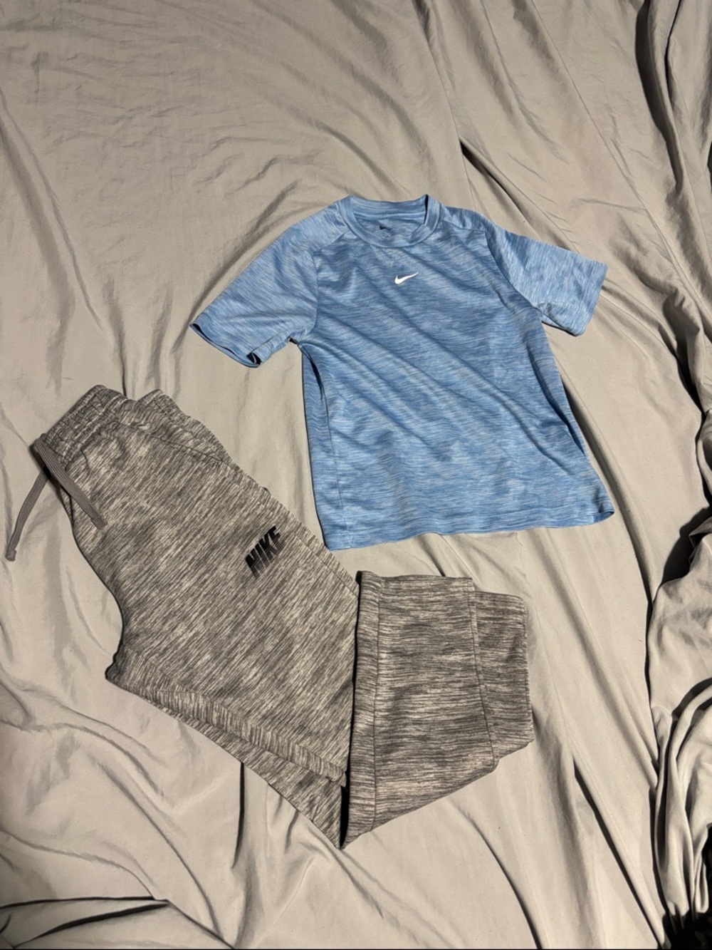 Nike DriFit Outfit! Size 8